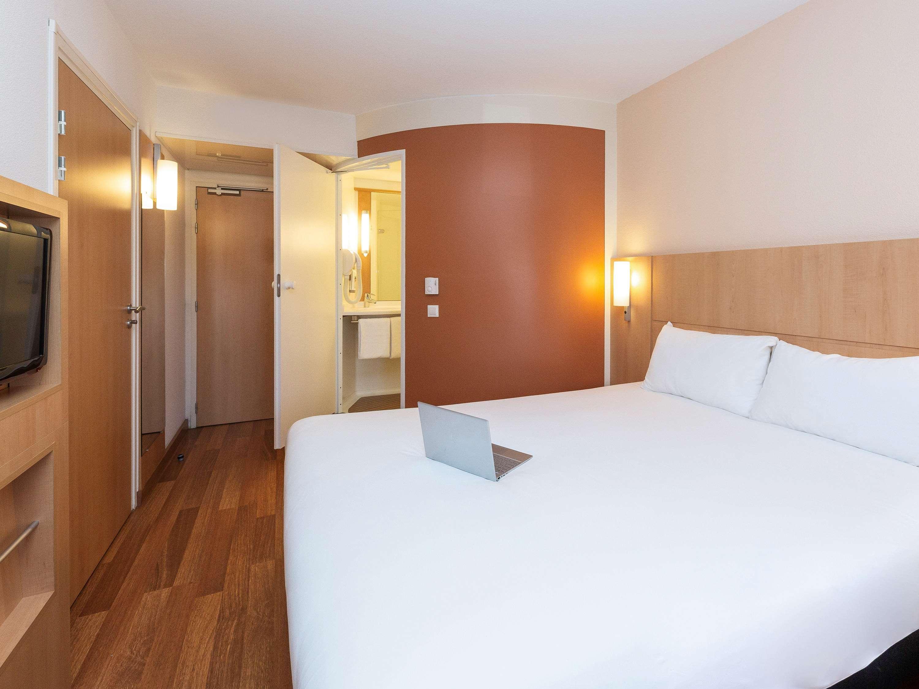 فندق Ibis Lyon Est تشابوناي المظهر الخارجي الصورة