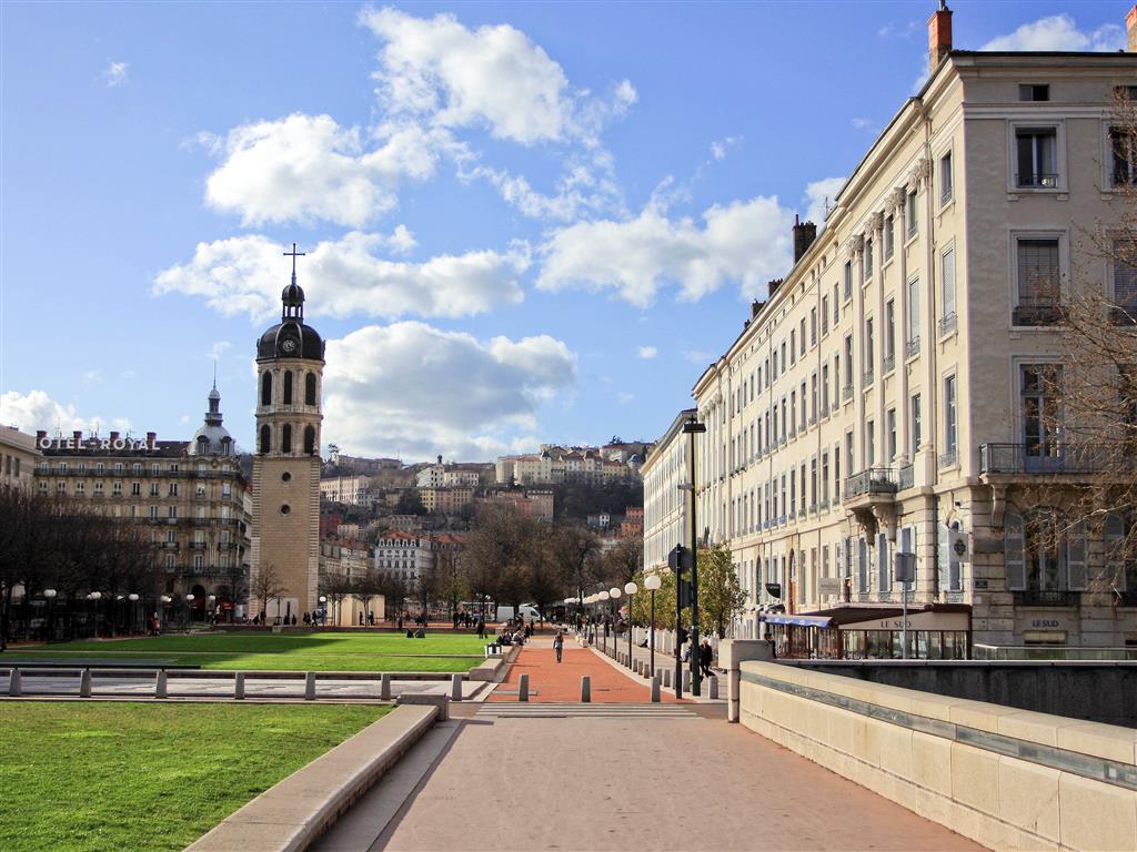 فندق Ibis Lyon Est تشابوناي المظهر الخارجي الصورة