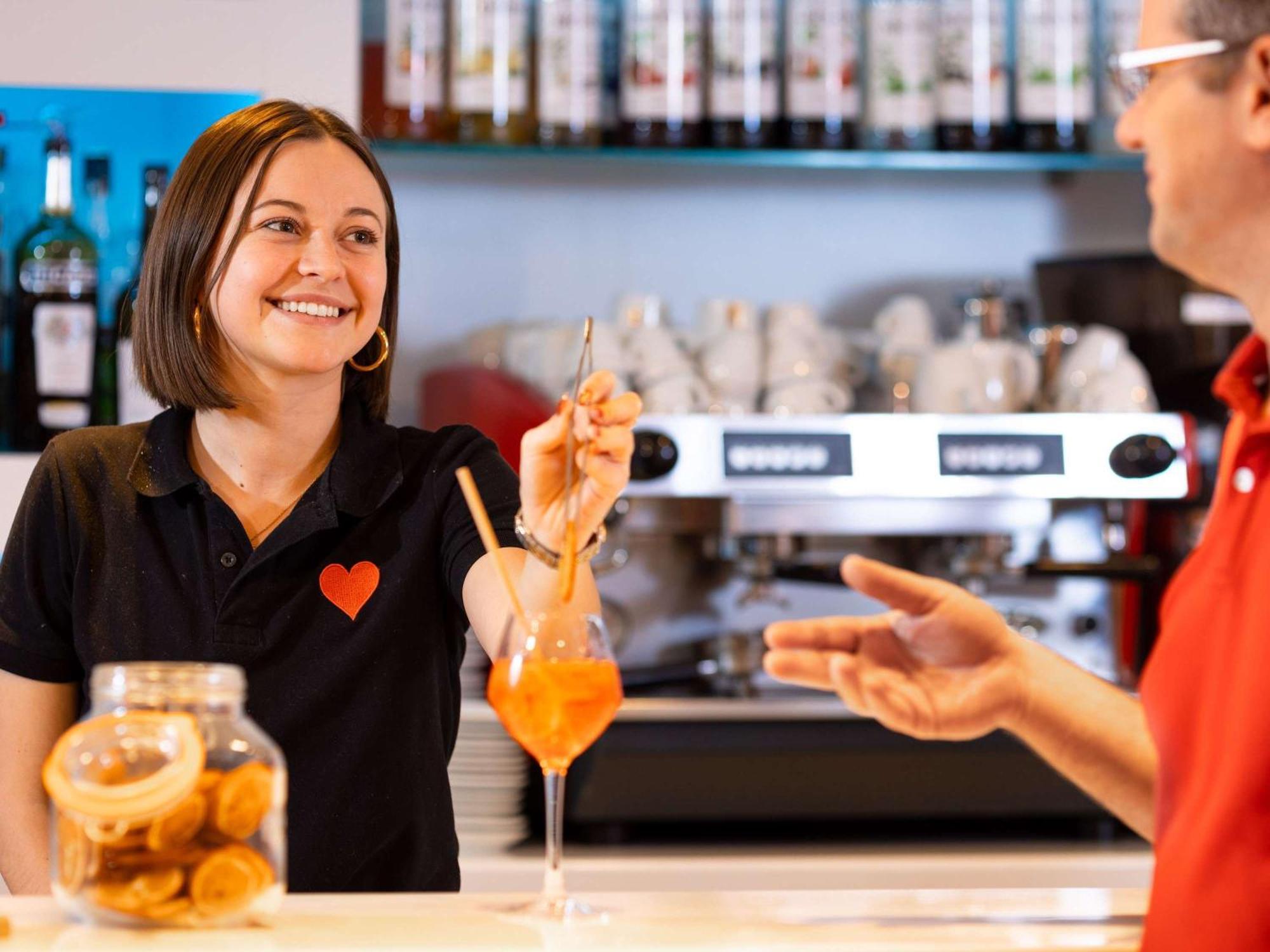 فندق Ibis Lyon Est تشابوناي المظهر الخارجي الصورة