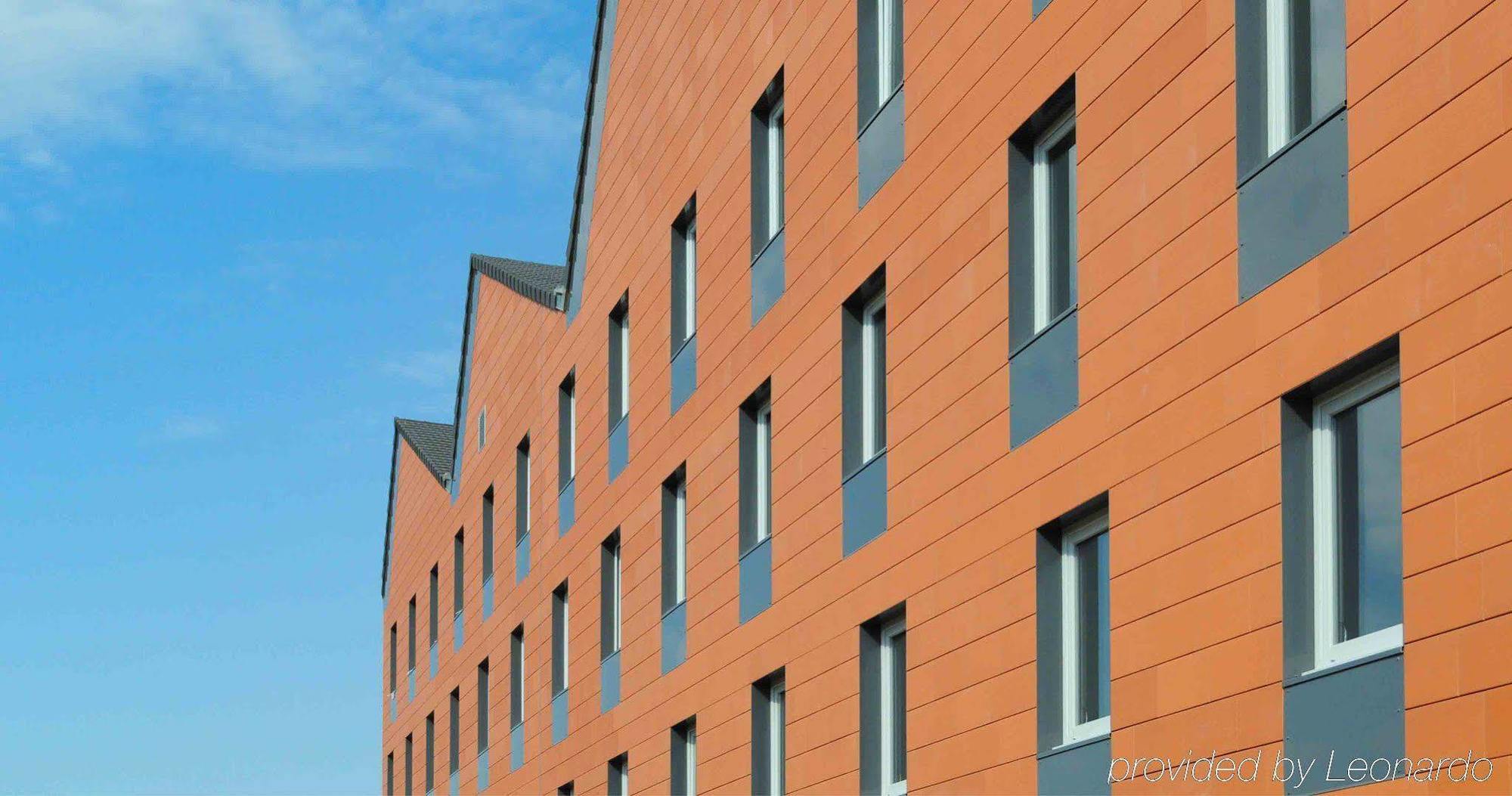 فندق Ibis Lyon Est تشابوناي المظهر الخارجي الصورة